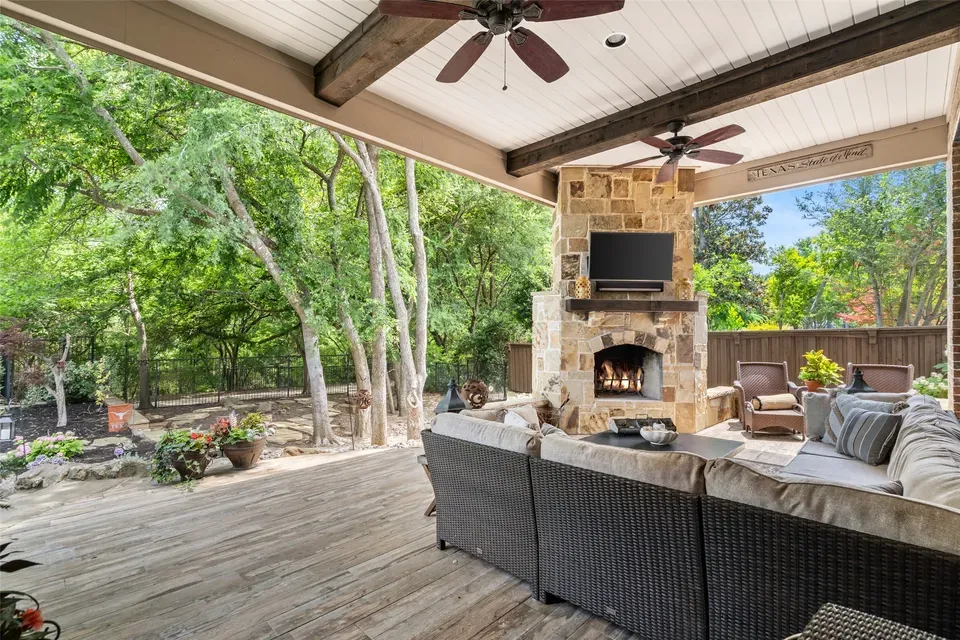 5 Bed 4 Bath Established Contemporary Home in Allen, TX - 2