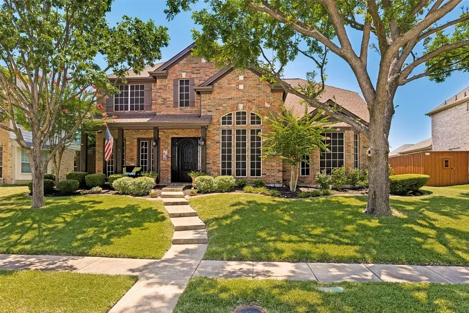5 Bed 4 Bath Established Contemporary Home in Allen, TX - 1