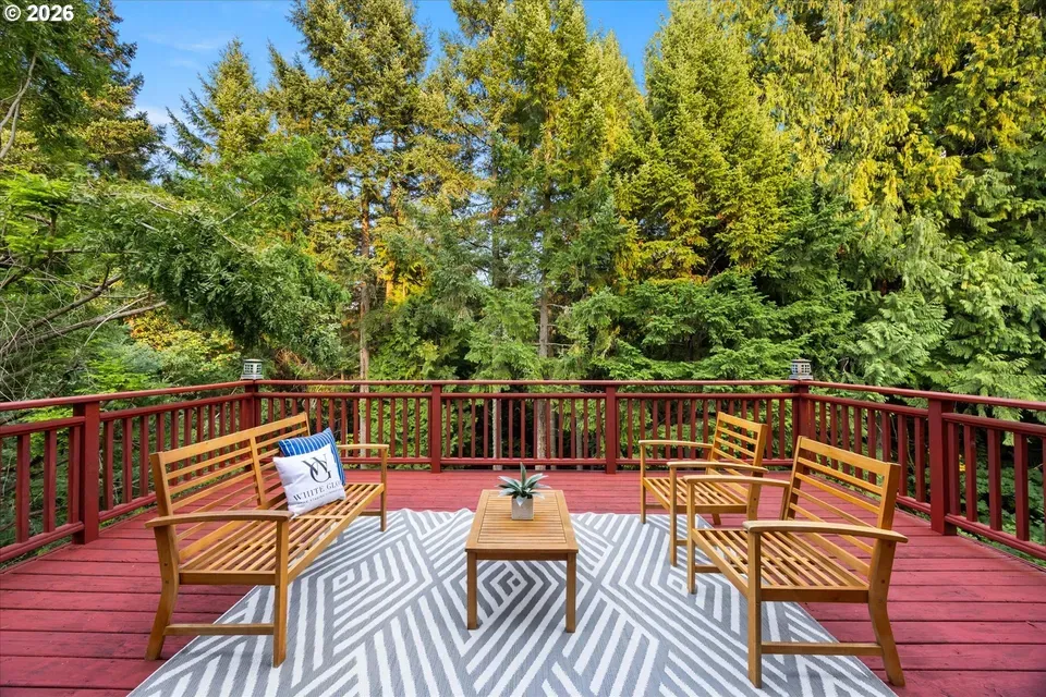 5 Bed 4 Bath Established Contemporary Home in Beaverton, OR - 5