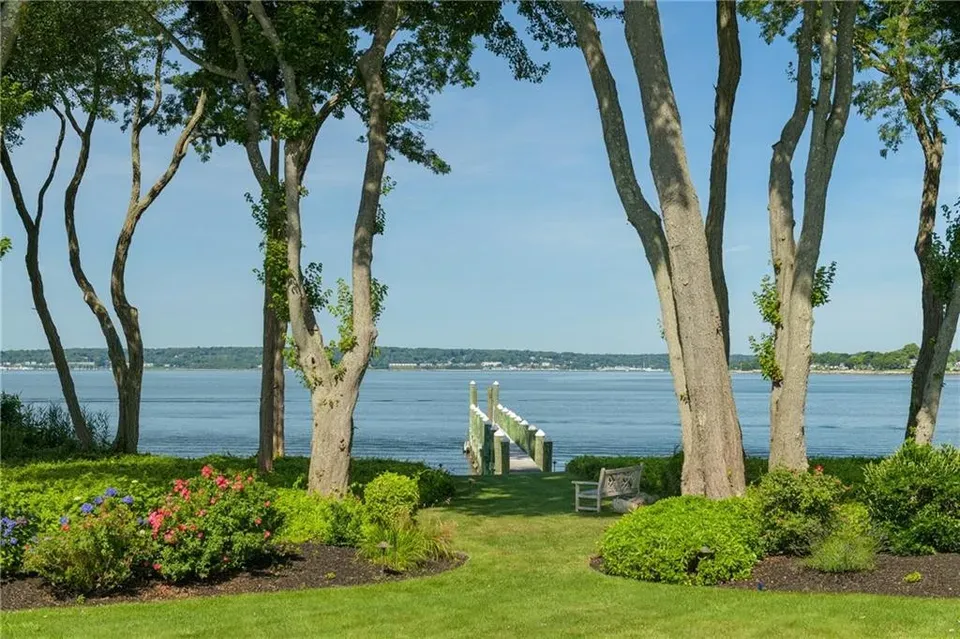 5 Bed 4 Bath Established Contemporary Home in Warwick, RI - 3