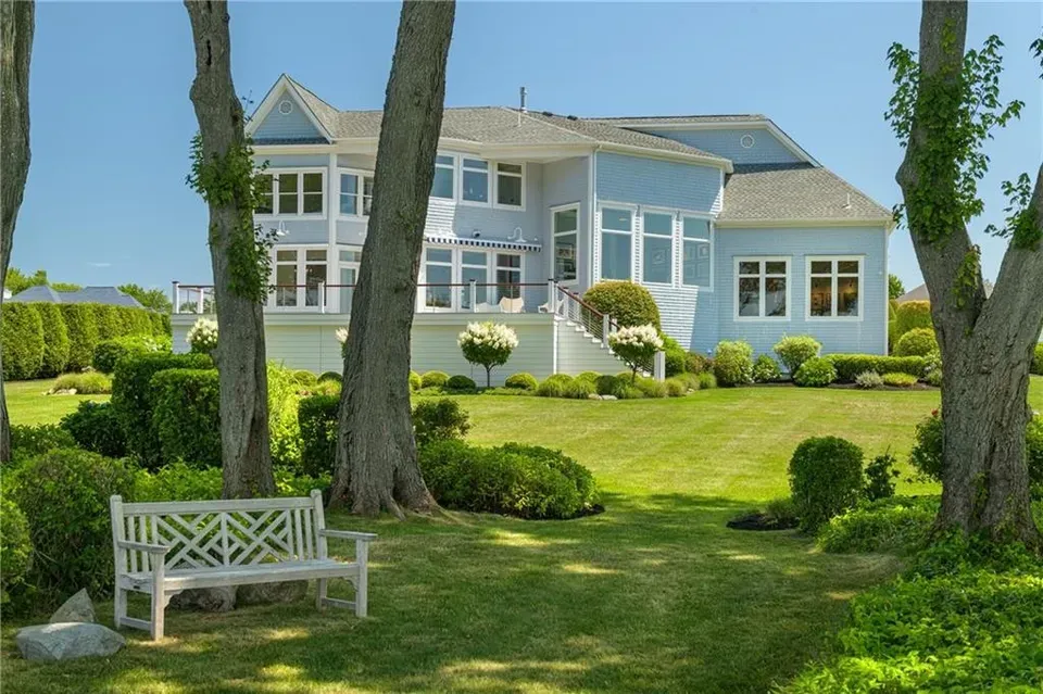 5 Bed 4 Bath Established Contemporary Home in Warwick, RI - 4
