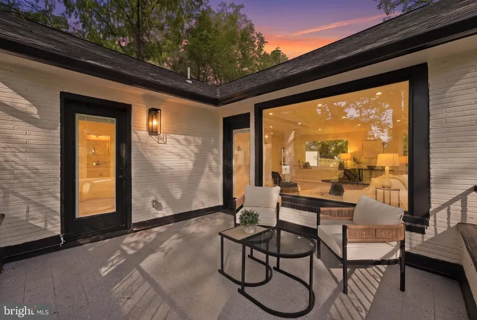 5 Bed 4 Bath Established Mid-Century Residence in Bethesda, MD - 4