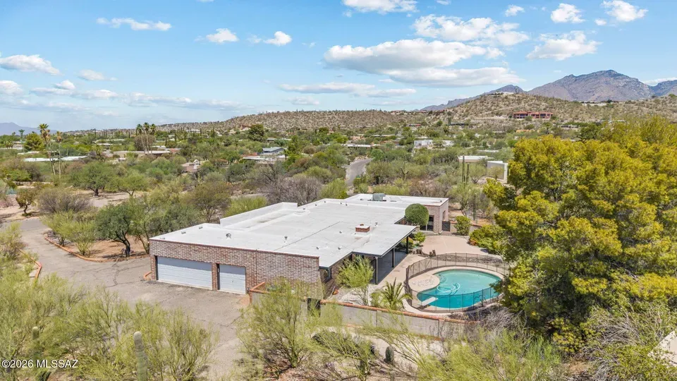 5 Bed 4 Bath Established Mid-Century Residence in Tucson, AZ - 5