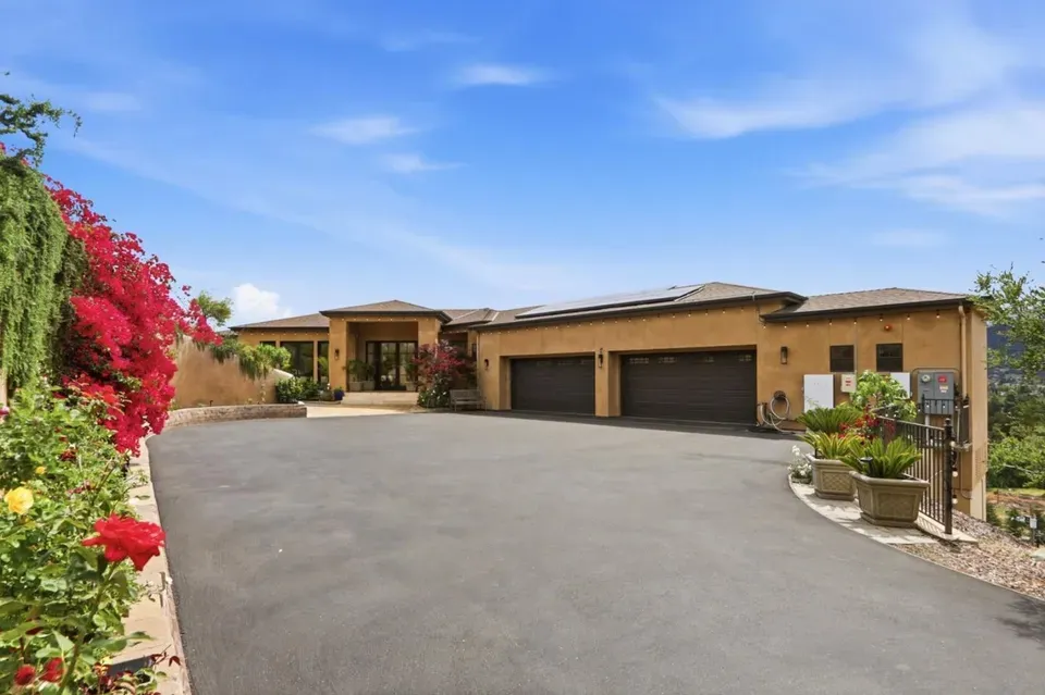5 Bed 4 Bath Modern Architectural Estate in San Jose, CA - 4