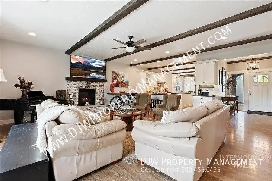 5 Bed 4 Bath Modern Contemporary Residence in Boise, ID - 2
