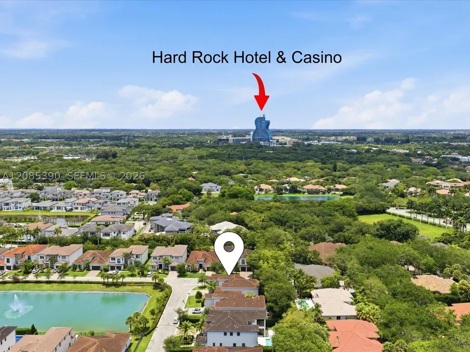 5 Bed 4 Bath Modern Contemporary Residence in Hollywood, FL - 3