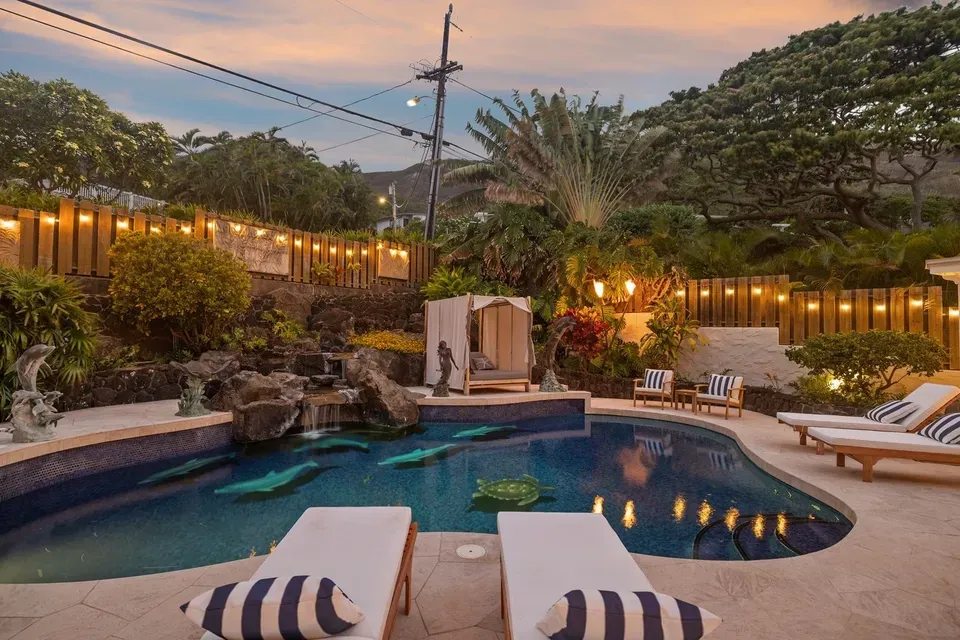 5 Bed 4 Bath Modern Contemporary Residence in Kailua, HI - 3