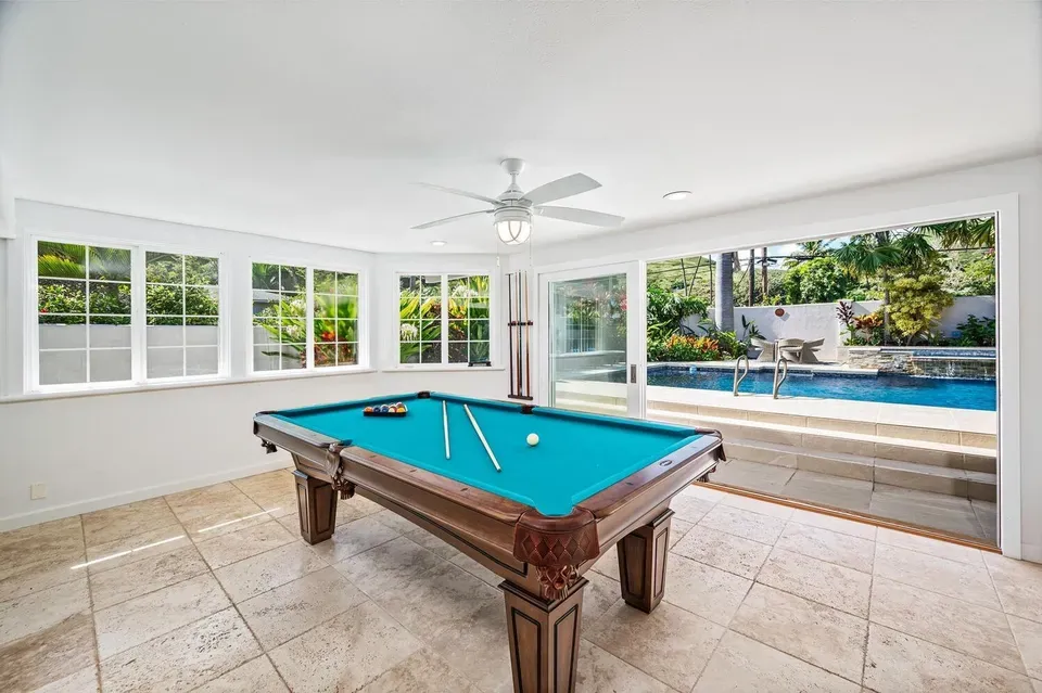 5 Bed 4 Bath Modern Contemporary Residence in Kailua, HI - 4