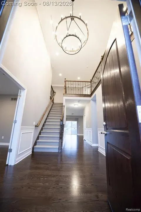 5 Bed 4 Bath Modern Contemporary Residence in Troy, MI - 3