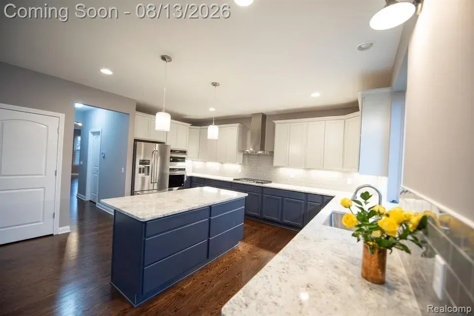 5 Bed 4 Bath Modern Contemporary Residence in Troy, MI - 5