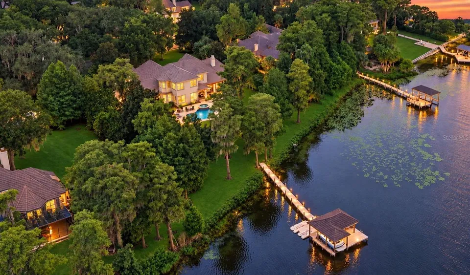 5 Bed 4 Bath Traditional Craftsman in Orlando, FL