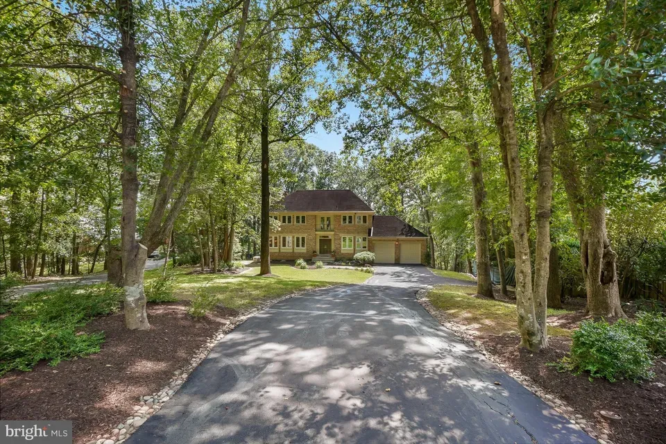 5 Bed 4 Bath Traditional Suburban Family Home in Bethesda, MD - 5