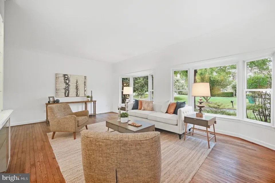 5 Bed 4 Bath Traditional Suburban Family Home in Bethesda, MD - 4