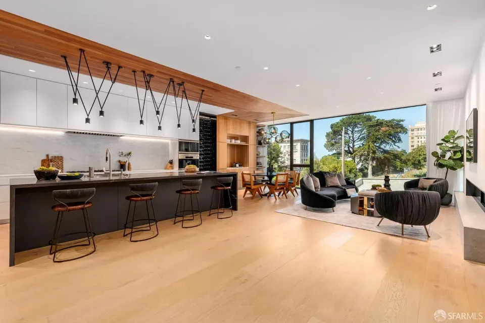 5 Bed 5 Bath Classic Historic Era Home in San Francisco, CA - 5