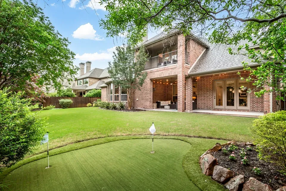 5 Bed 5 Bath Established Contemporary Home in Allen, TX - 3