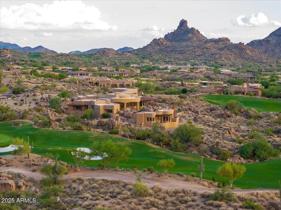 5 Bed 5 Bath Established Contemporary Home in Scottsdale, AZ - 2