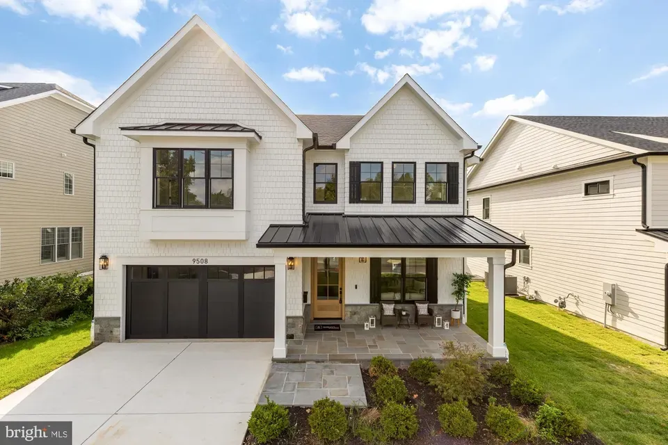 5 Bed 5 Bath Modern Architectural Estate in Bethesda, MD - 2