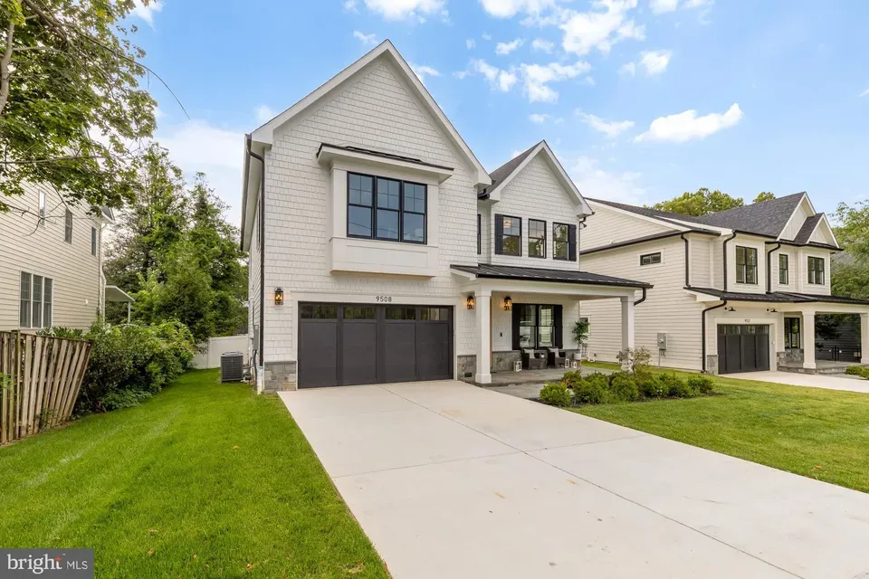 5 Bed 5 Bath Modern Architectural Estate in Bethesda, MD - 4