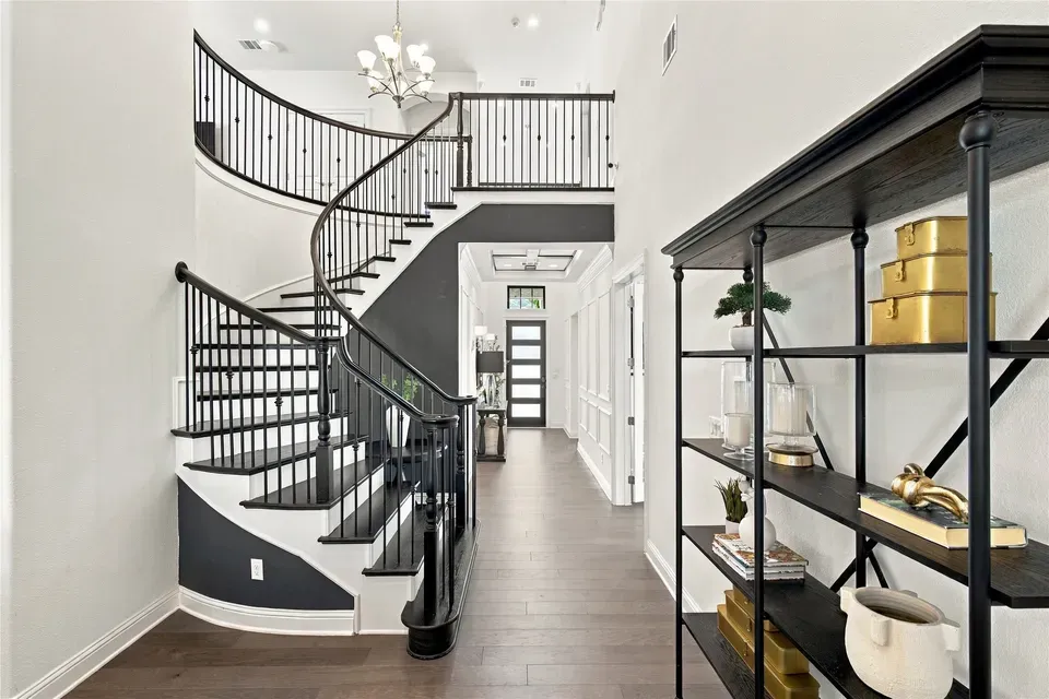 5 Bed 5 Bath Modern Contemporary Residence in Allen, TX - 2