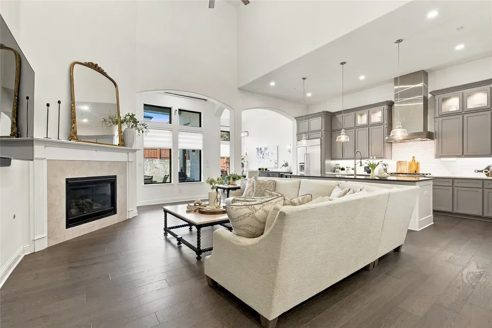 5 Bed 5 Bath Modern Contemporary Residence in Allen, TX - 3