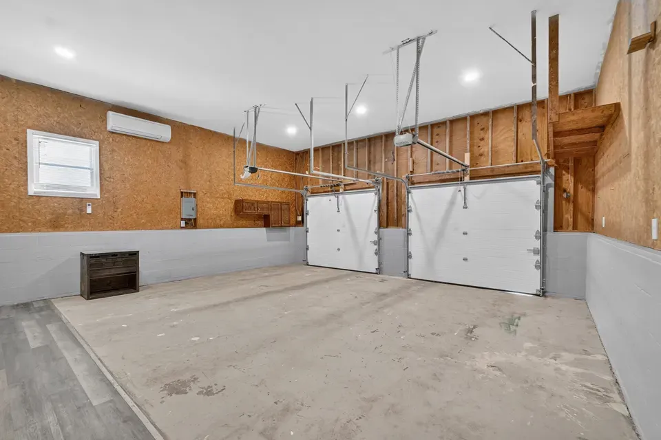 5 Bed 5 Bath Modern Contemporary Residence in Huntsville, AL - 4