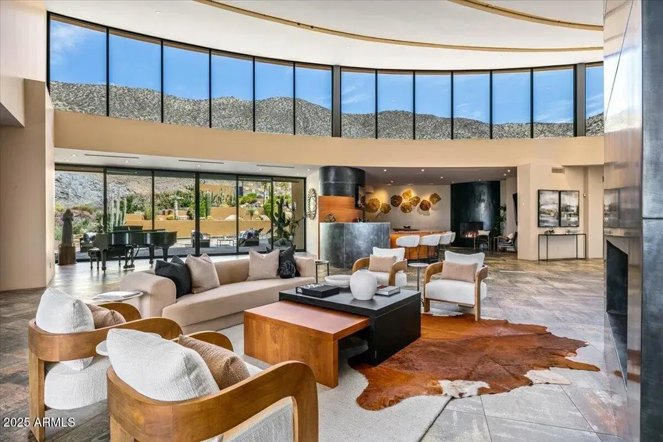 5 Bed 6 Bath Established Contemporary Home in Scottsdale, AZ - 3