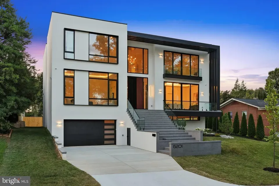 5 Bed 6 Bath Modern Architectural Estate in Bethesda, MD - 2