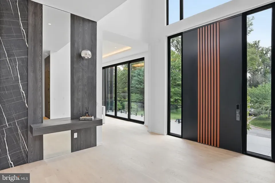 5 Bed 6 Bath Modern Architectural Estate in Bethesda, MD - 4