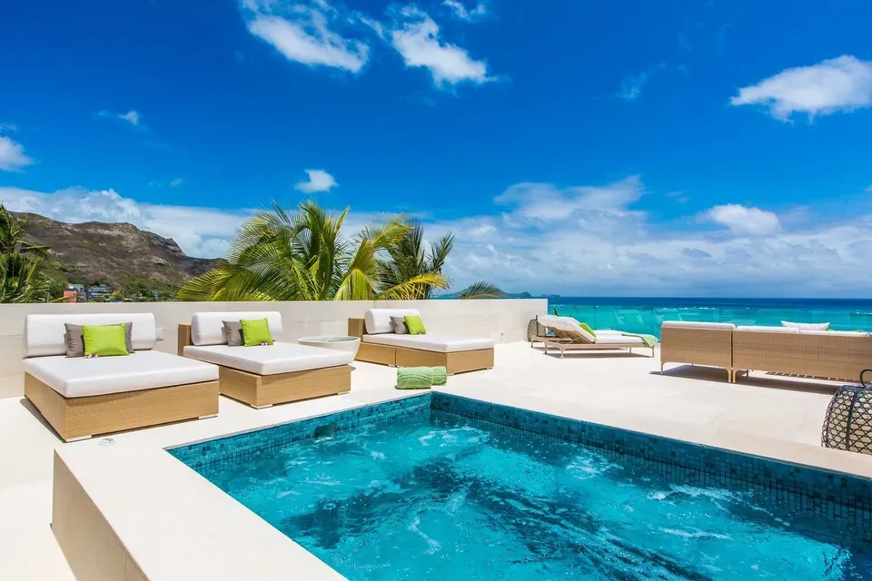 5 Bed 6 Bath Modern Contemporary Residence in Kailua, HI - 4
