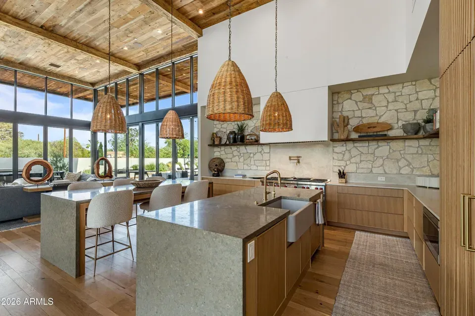 5 Bed 6 Bath Modern Contemporary Residence in Scottsdale, AZ - 1
