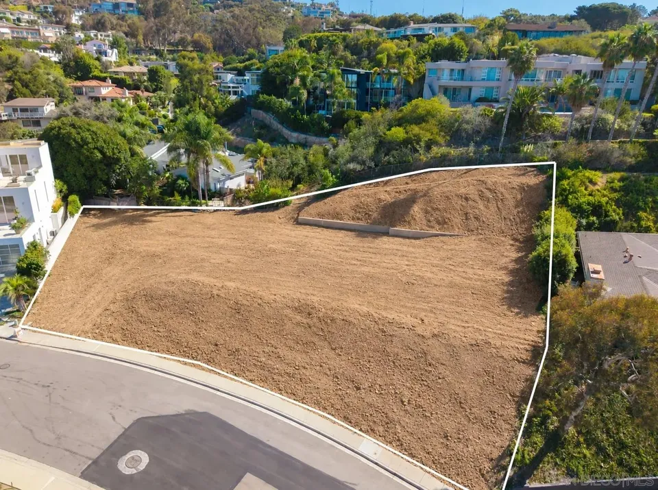 5 Bed 6 Bath Contemporary Modern in San Diego, CA