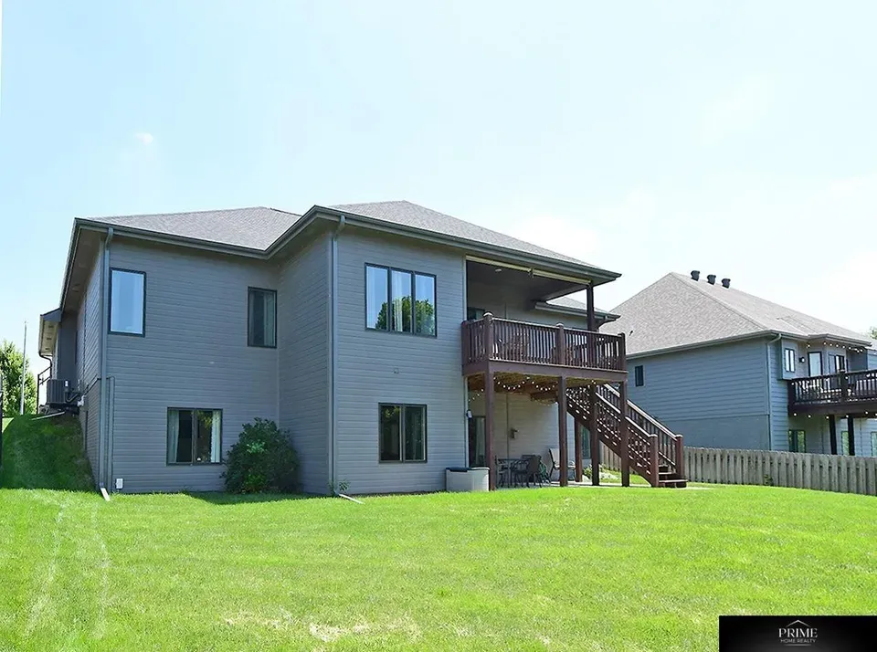 6 Bed 2 Bath Established Contemporary Home in Omaha, NE - 3