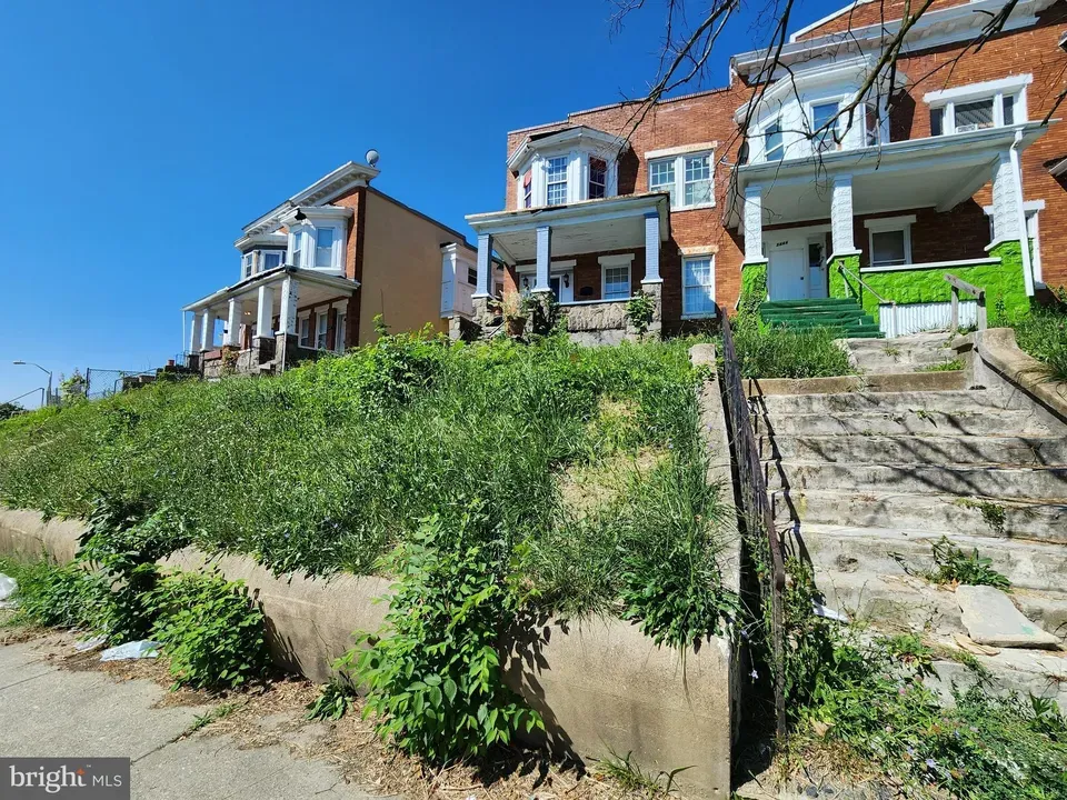 6 Bed 2 Bath Established Multi-Level Townhouse in Baltimore, MD - 1