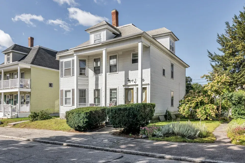 6 Bed 2 Bath Multi-Unit Residential Property in Manchester, NH - 3