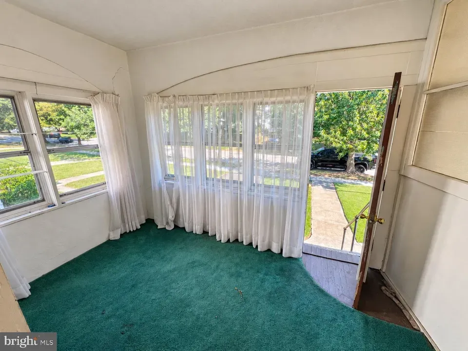 6 Bed 3 Bath Classic Historic Era Home in Baltimore, MD - 4