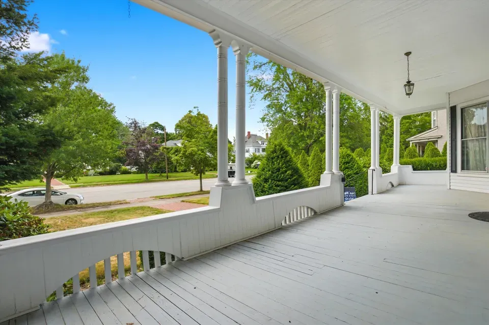 6 Bed 3 Bath Classic Historic Era Home in Manchester, NH - 3