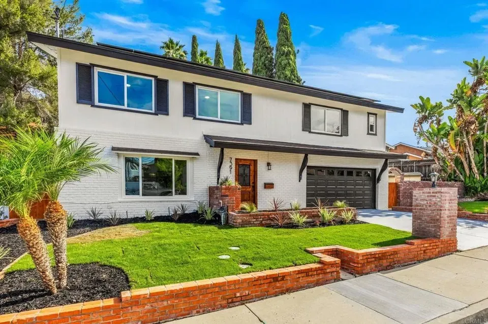 6 Bed 3 Bath Established Mid-Century Residence in San Diego, CA - 3