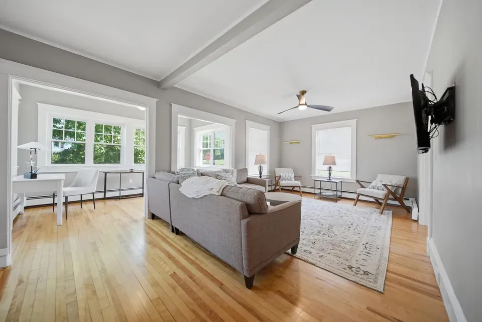 6 Bed 3 Bath Multi-Unit Residential Property in Manchester, NH - 4
