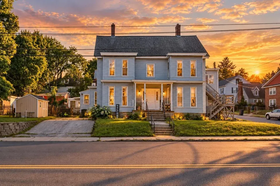 6 Bed 3 Bath Multi-Unit Residential Property in Nashua, NH - 1
