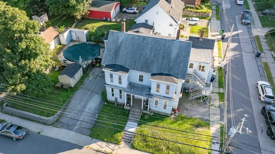 6 Bed 3 Bath Multi-Unit Residential Property in Nashua, NH - 5