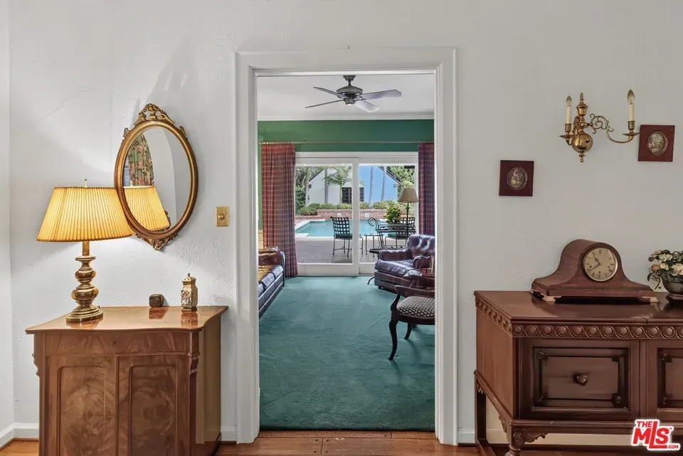 6 Bed 4 Bath Classic Historic Era Home in Los Angeles, CA - 5