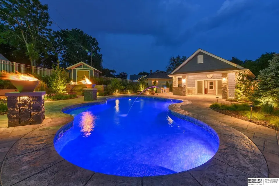 6 Bed 4 Bath Established Mid-Century Residence in Omaha, NE - 1