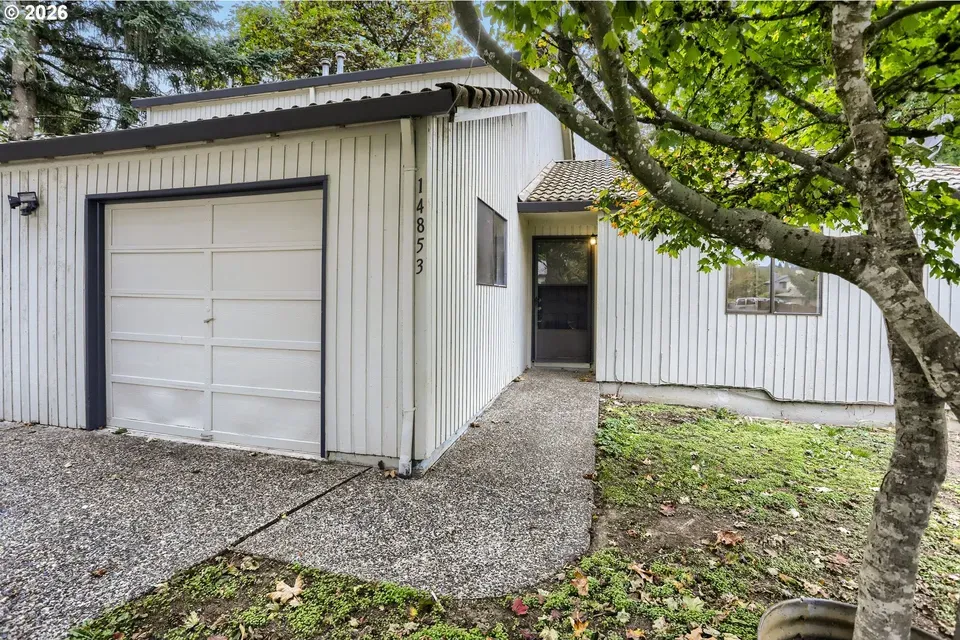 6 Bed 4 Bath Multi-Unit Residential Property in Beaverton, OR