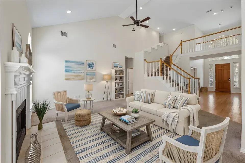 6 Bed 4 Bath Traditional Suburban Family Home in Allen, TX - 4