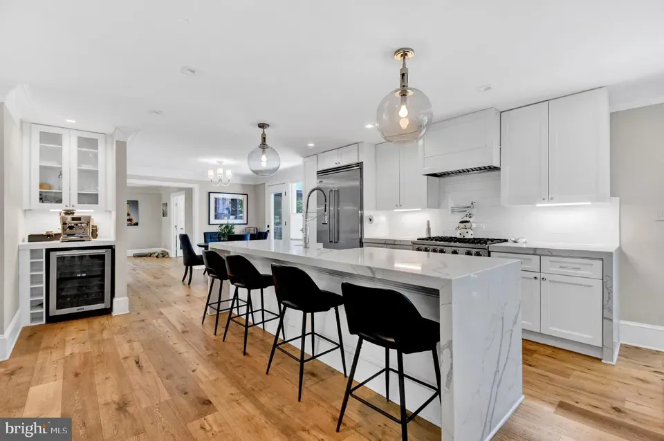 6 Bed 4 Bath Traditional Suburban Family Home in Bethesda, MD - 5