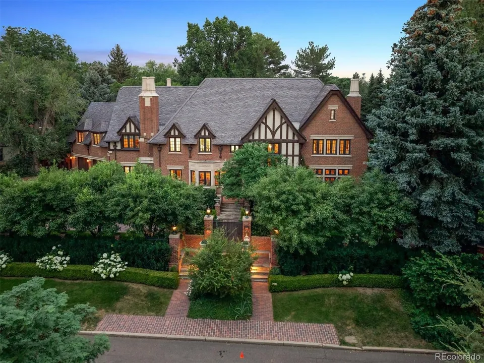 6 Bed 4 Bath Transitional Coastal in Denver, CO