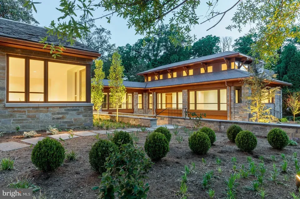 6 Bed 5 Bath Classic Historic Era Home in Washington, DC - 4
