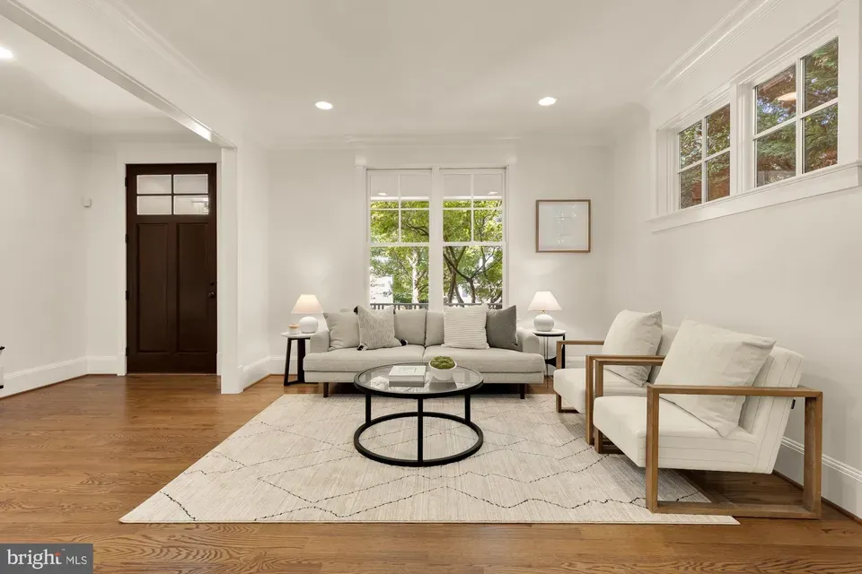 6 Bed 5 Bath Established Contemporary Home in Bethesda, MD - 5