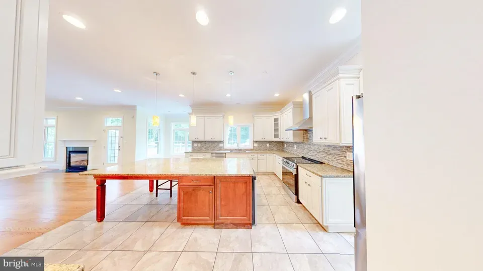 6 Bed 5 Bath Established Contemporary Home in Bethesda, MD - 5