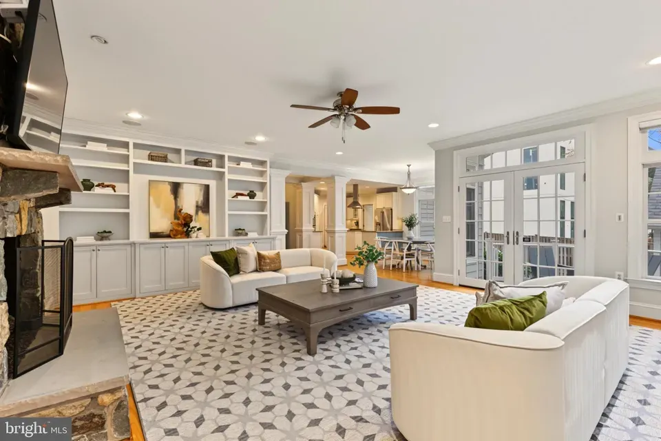 6 Bed 5 Bath Established Contemporary Home in Bethesda, MD - 4